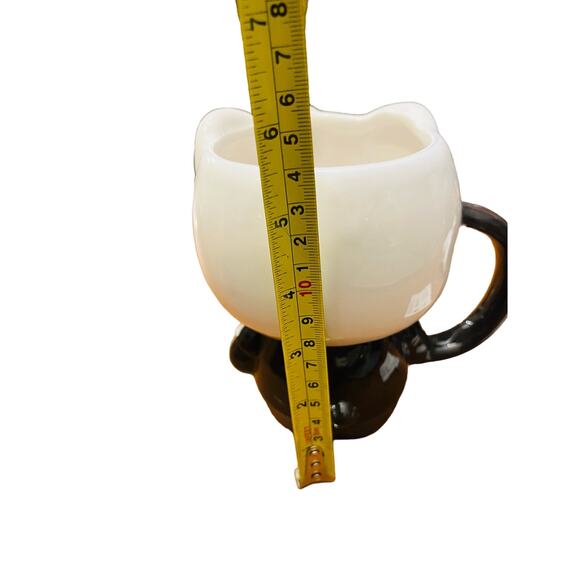 Halloween Hello Kitty skeleton mug - Picture 2 of 4